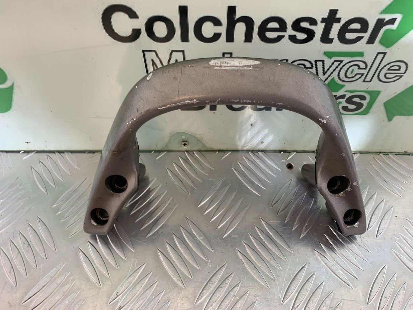 HONDA CB600 CB 600 HORNET GRAB RAIL  YEAR 1998-2002 (CMB1011)