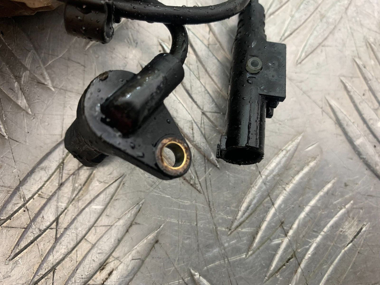 APRILIA TUONO 1000 V4 FRONT ABS SENSOR   YEAR 2013-2014  (CMB1239)