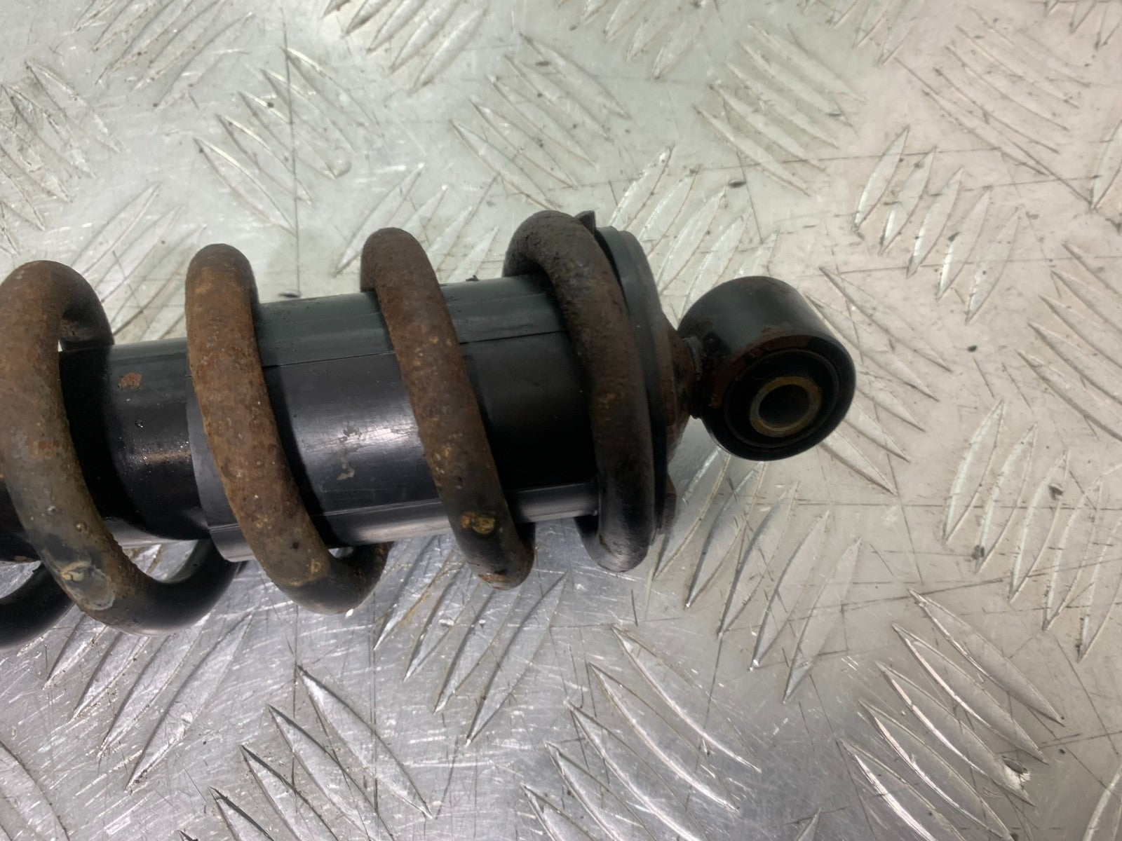 SUZUKI GS500 GS 500 REAR SHOCK  YEAR 2001-2008 (CMB1254)