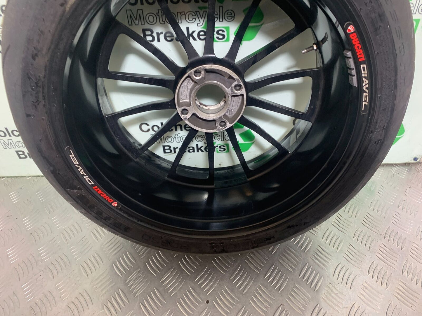 DUCATI DIAVEL 1200 REAR  WHEEL  YEAR 2014 (CMB1054)