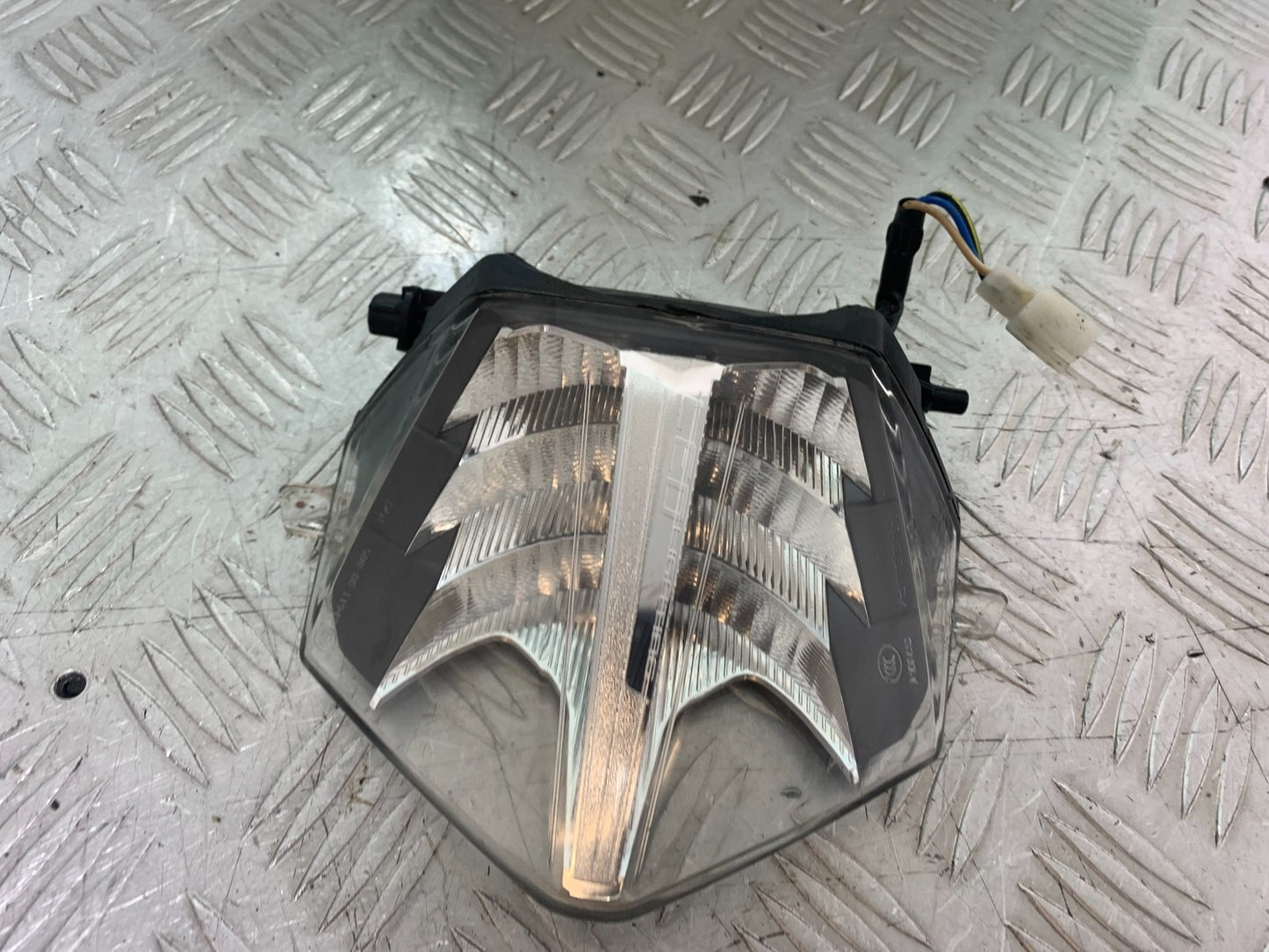 KTM DUKE 125 REAR LIGHT  YEAR 2017-2022 (CMB1222)