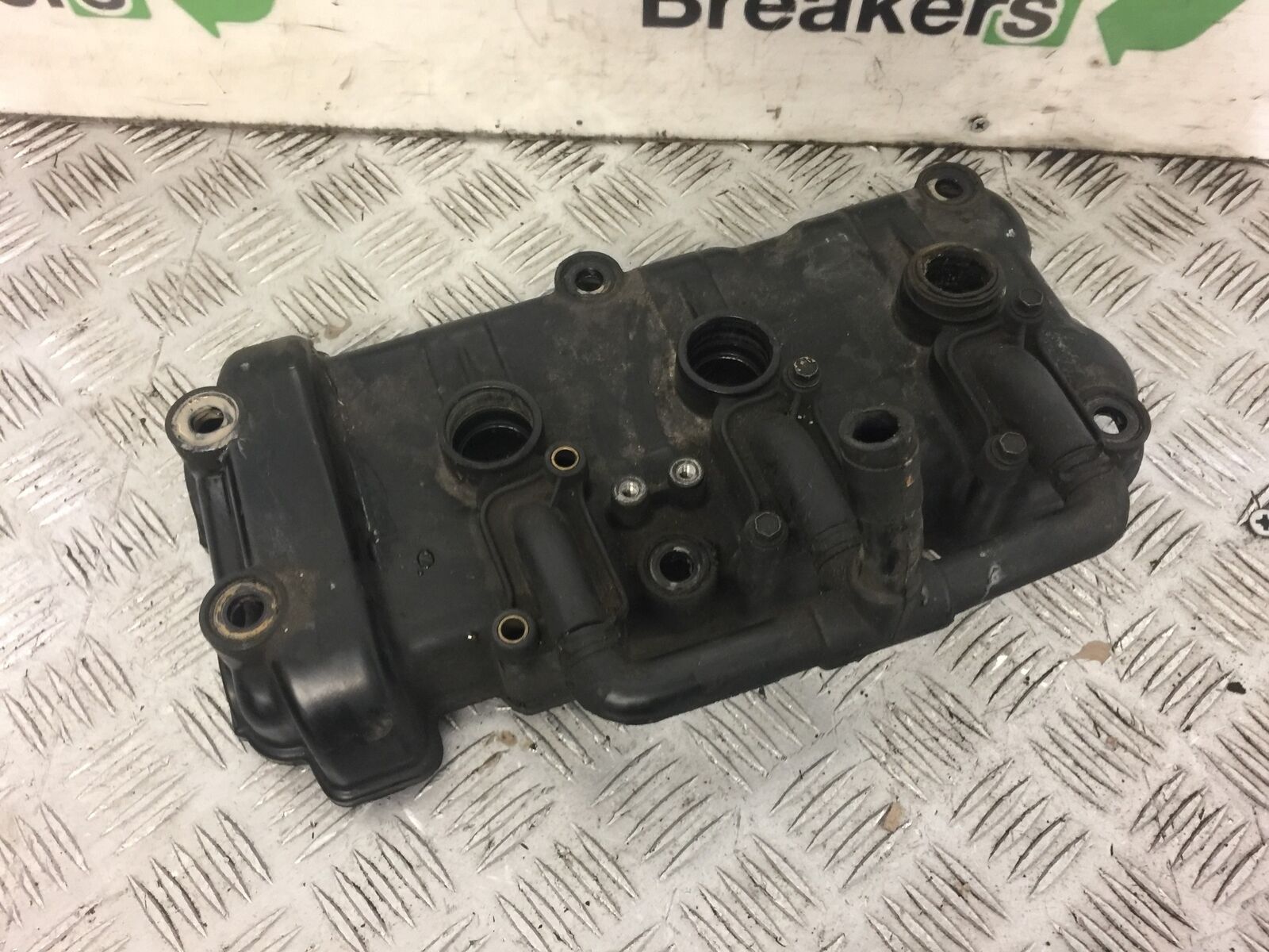 TRIUMPH 1050 SPEED TRIPLE ROCKER COVER  YEAR 2007-2011(STOCK 414)