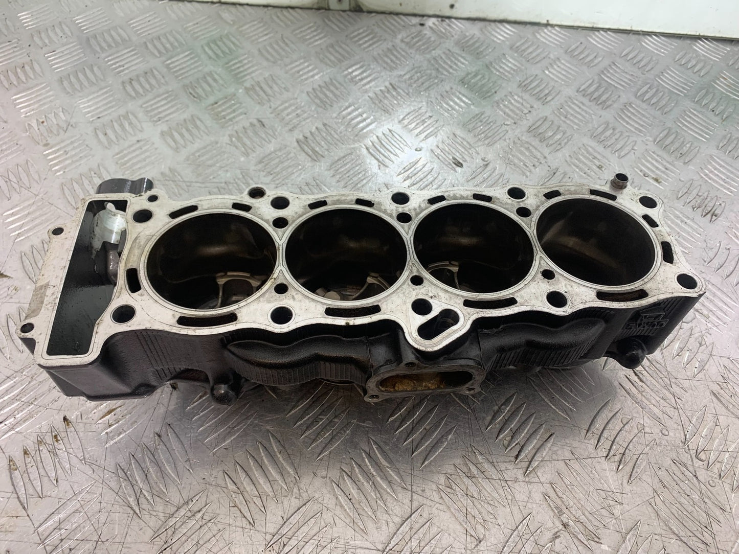 YAMAHA YZF R1 4C8 BARRELS AND PISTONS  YEAR 2007-2008 (CMB1237)