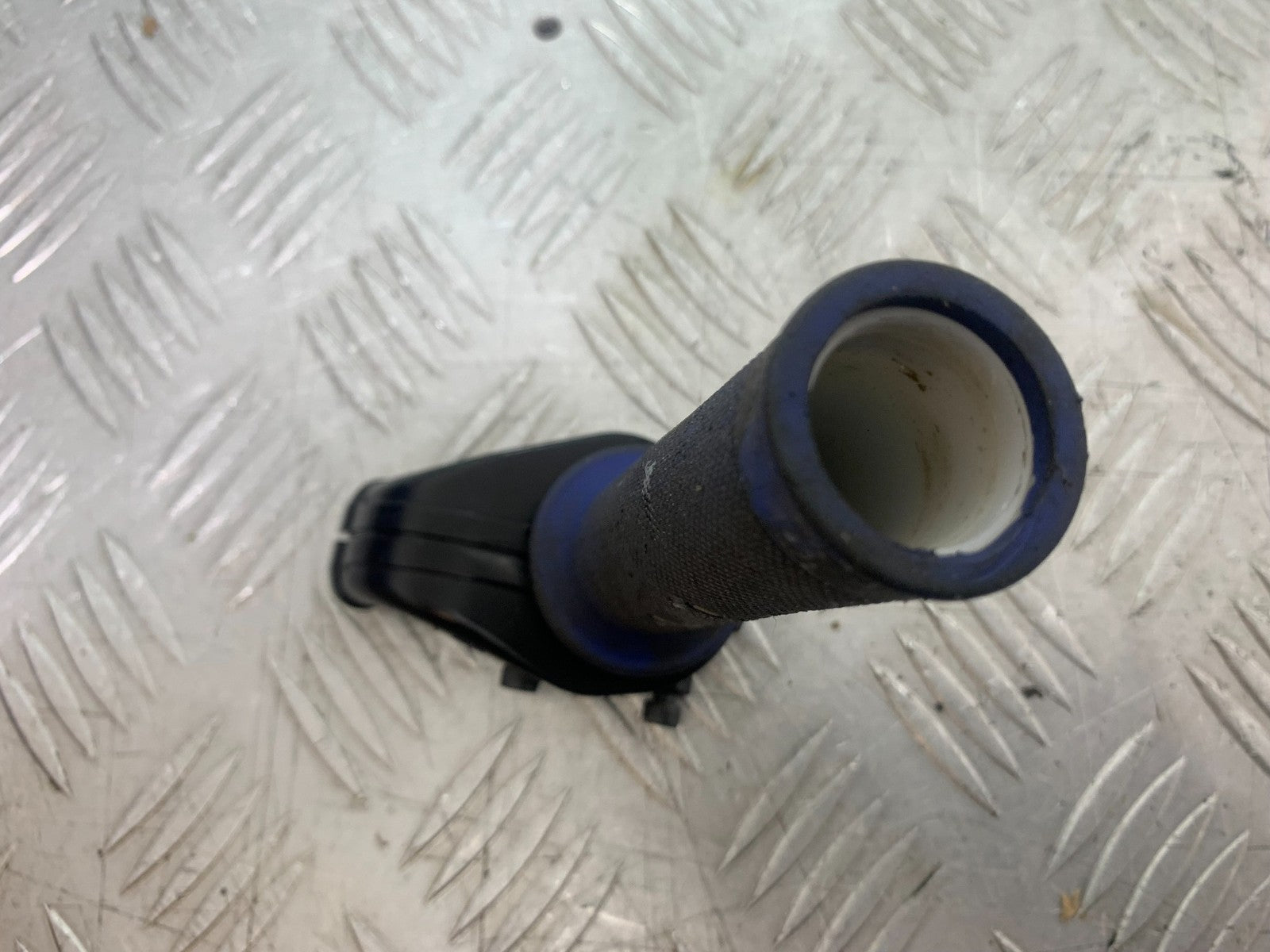 YAMAHA YZF R7 THROTTLE HOUSING  YEAR 2022-2025 (CMB1255)