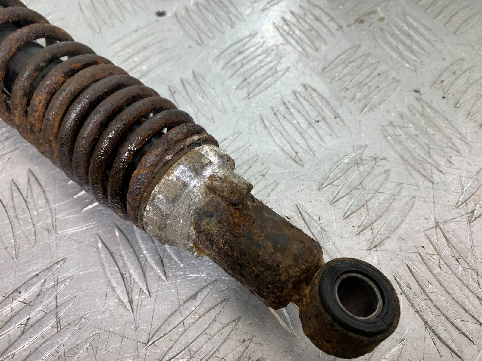 PIAGGIO VESPA GT125 L REAR SHOCK  YEAR 2003 (CMB1300)