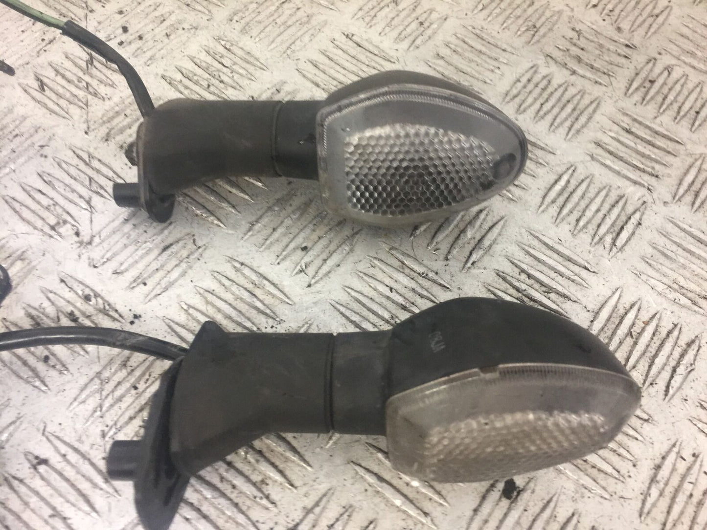 SUZUKI DL 650 V-STROM FRONT AND REAR INDICATORS  YEAR 2017 (STOCK 638)