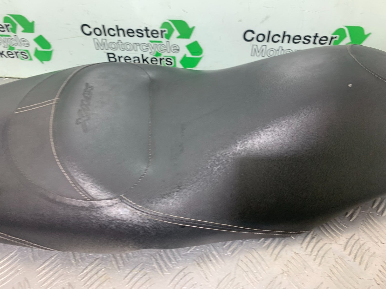 YAMAHA XMAX 300 SEAT  YEAR 2017-2020 (CMB1218)