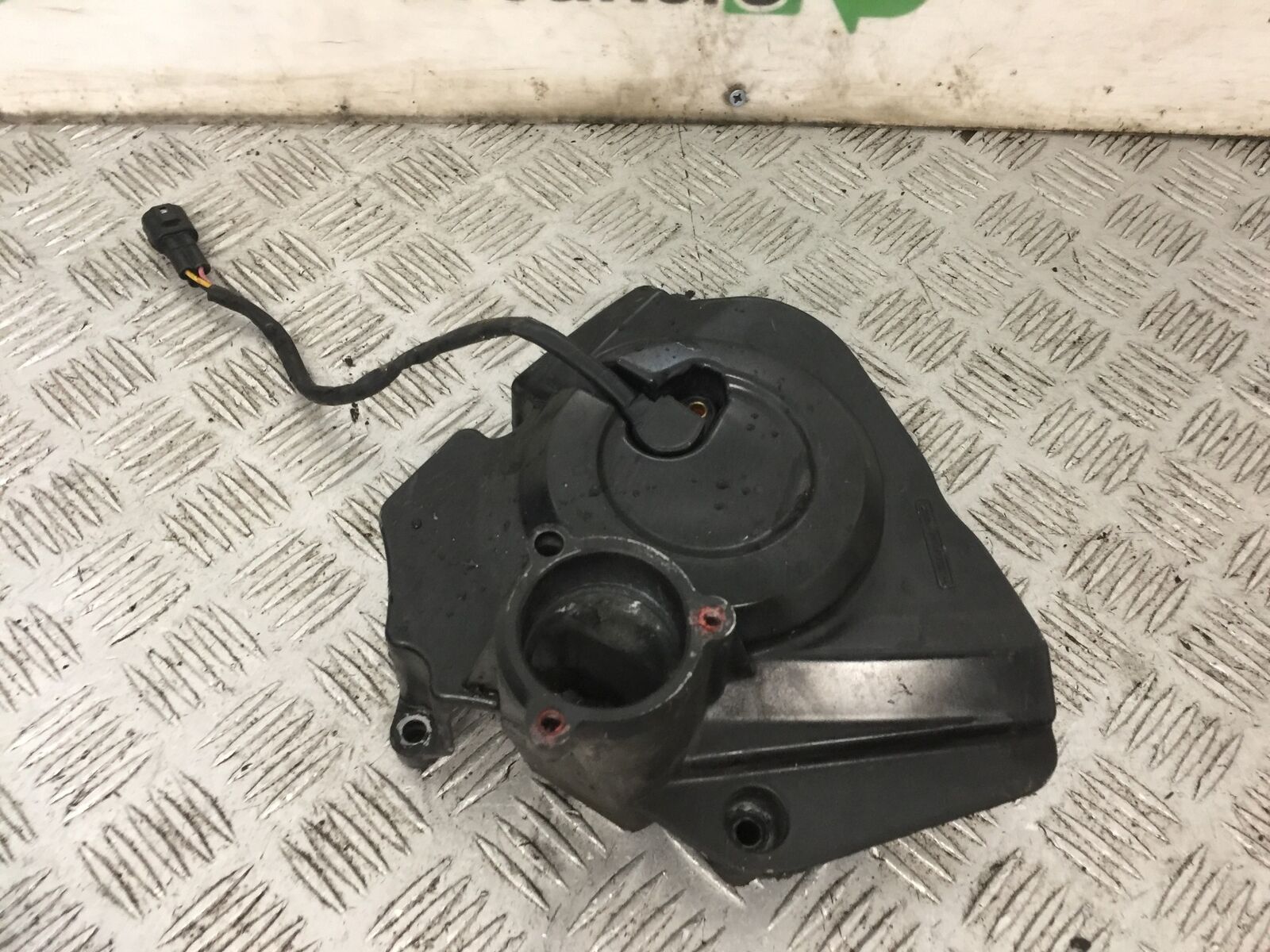 KAWASAKI ZZR1400 ZZR 1400 SPROCKET COVER  YEAR 2007-11(STOCK 893)