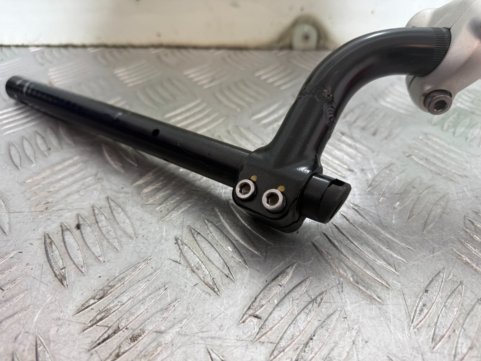 TRIUMPH STREET CUP 900 HANDLEBARS AND CLAMPS YEAR 2017-2020