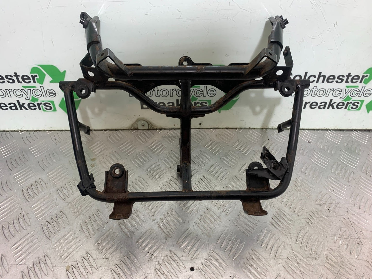 SUZUKI GSF600 GSF 600 BANDIT FAIRING BRACKET  2000-2004 (CMB1269)