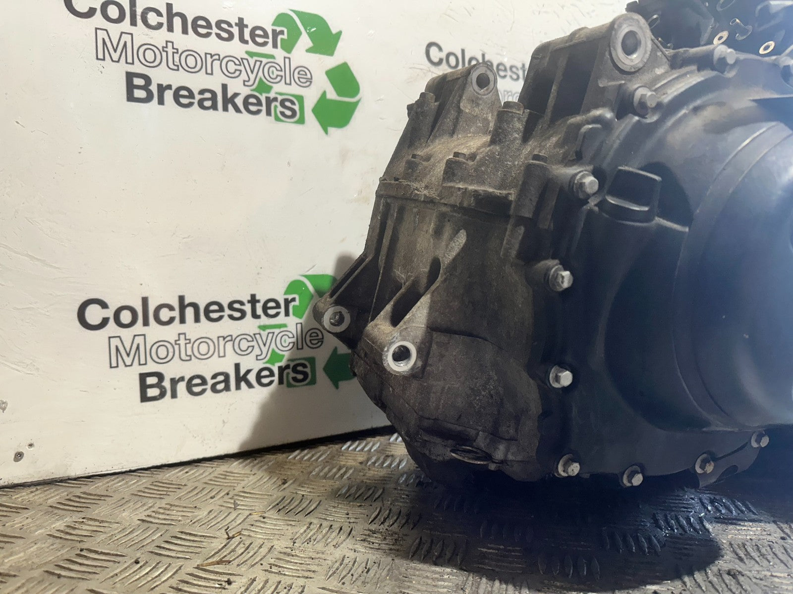 TRIUMPH 955i SPRINT ST ENGINE YEAR 1999-2004 (CMB1176)