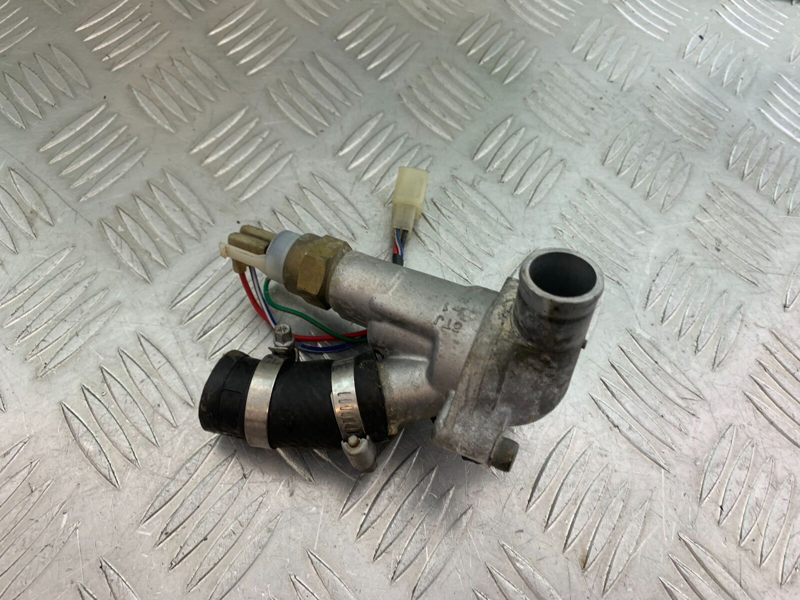 YAMAHA YZF600 YZF 600 THUNDERCAT THERMOSTAT  1996-2003 (CMB1105)