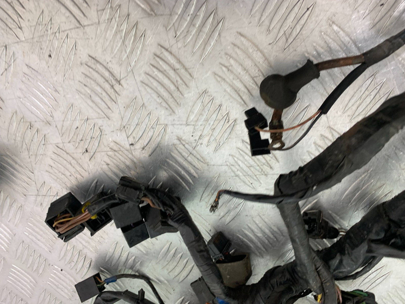 TRIUMPH 955i DAYTONA WIRING LOOM  YEAR 2002-2006 (CMB1229)