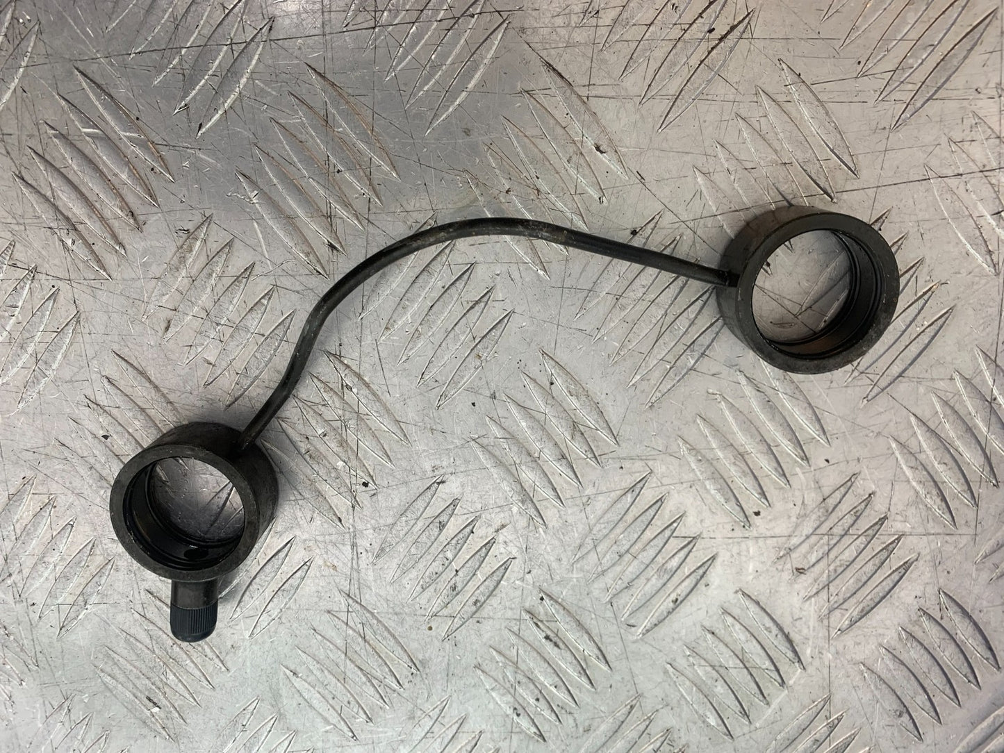 KAWASAKI GPZ600 GPZ 600 FORK BALANCE PIPE  YEAR 1988-90 (CMB1258)