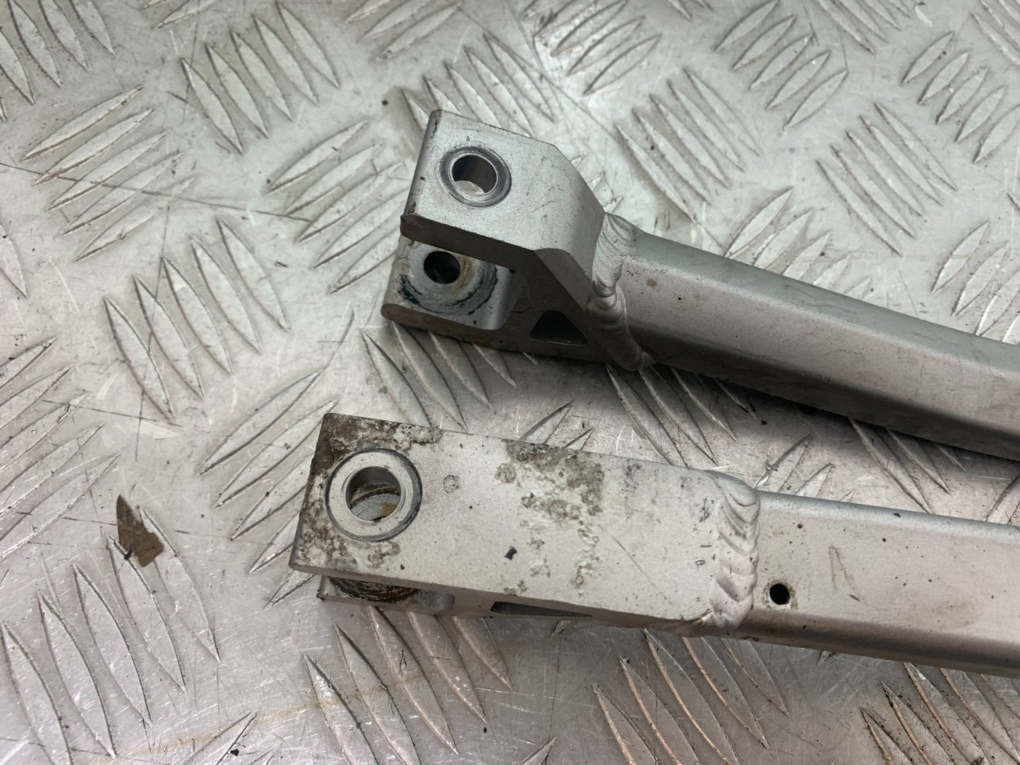 KAWASAKI GTR1400 GTR 1400 BRAKE CALIPER BRACKETS    YEAR 2007-2009 (CMB1174)
