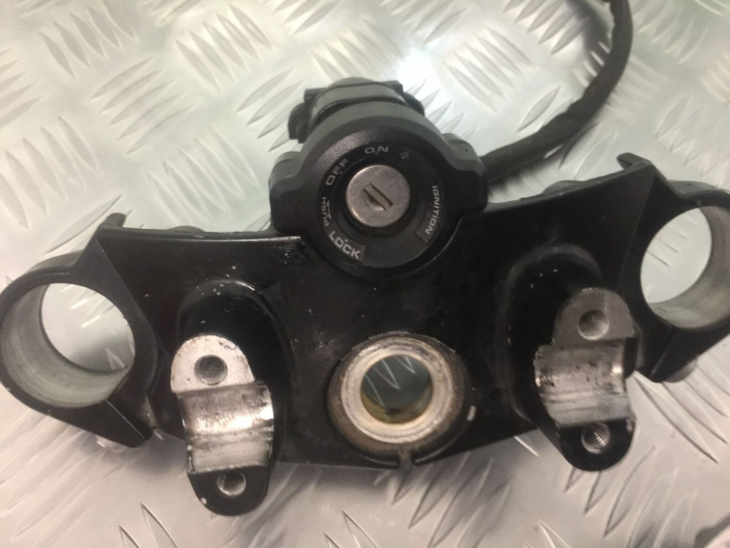 HONDA CBF500 CBF 500 LOCKS AND KEY  YEAR 2004-08 (STOCK 917)