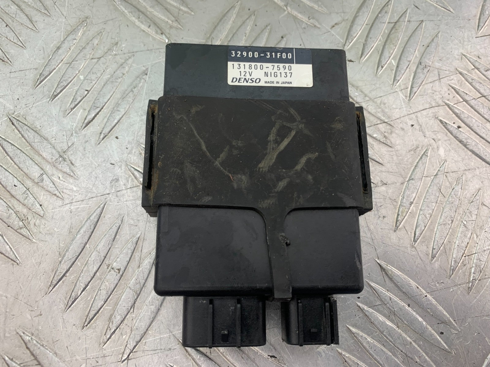 SUZUKI GSF600 GSF 600 BANDIT CDI UNIT   2000-2004 (CMB1269)