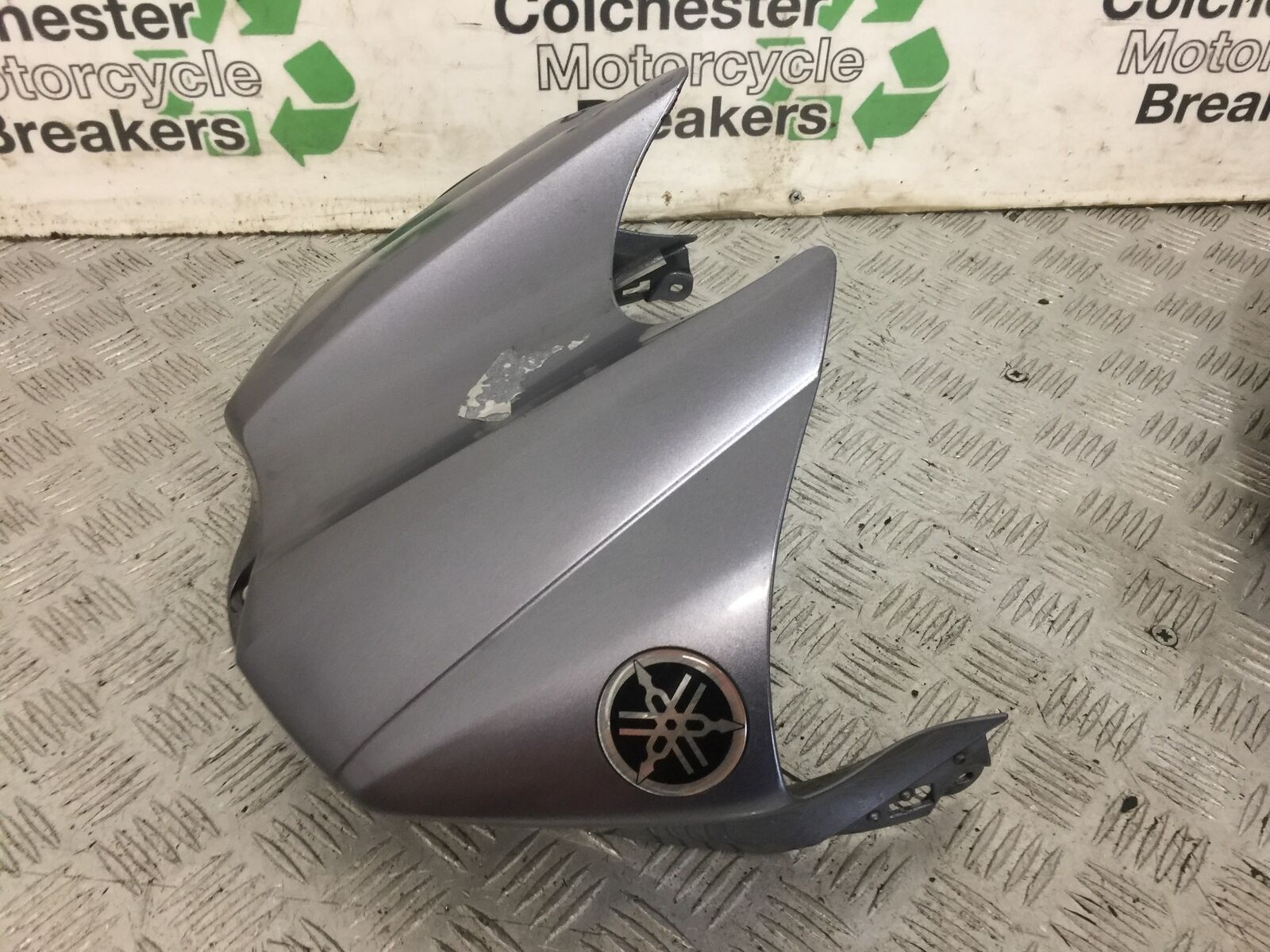 YAMAHA YZF R1 5VY TANK COVER  YEAR 2004-2006 (STOCK 748)