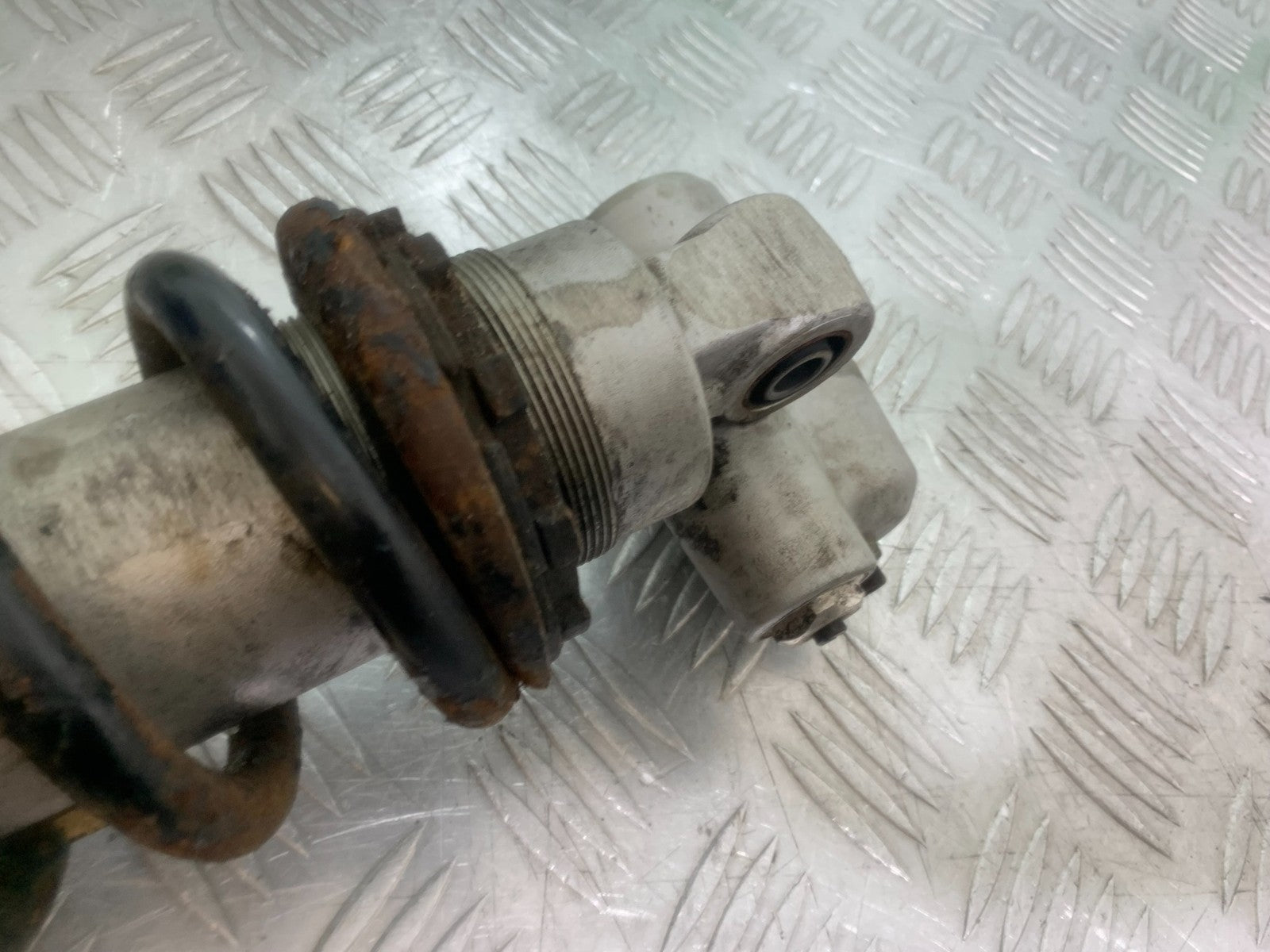 SUZUKI GSXR600 GSXR 600 K1 K2 K3 REAR SHOCK 1999-03 (CMB1284)
