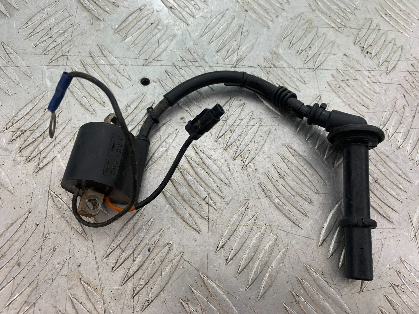 KAWASAKI KXF450 KXF 450 COIL AND CAP   YEAR 2013 CMB1217)