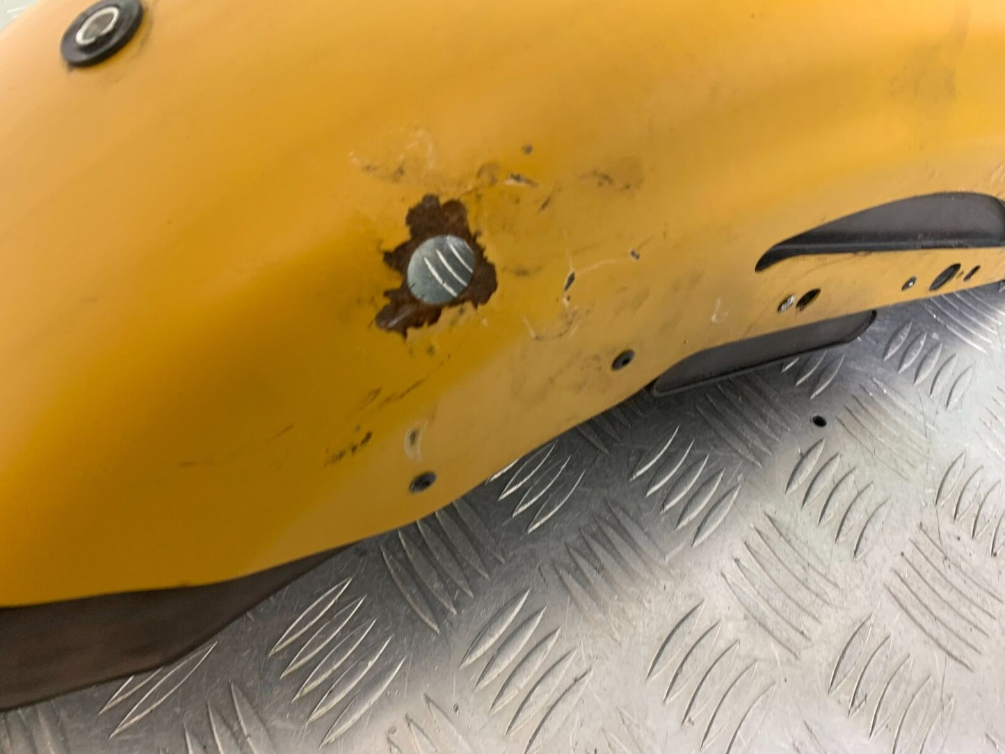 HARLEY DAVIDSON XL883 N IROD REAR MUDGUARD  YEAR 2020  (CMB1116)
