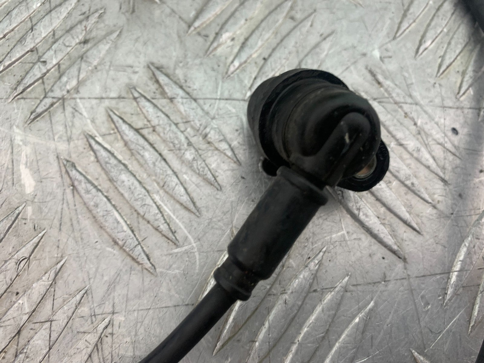 APRILIA RSV1000 R FACTORY SPEEDO PICK UP SENSOR   2004-09 (CMB1203)