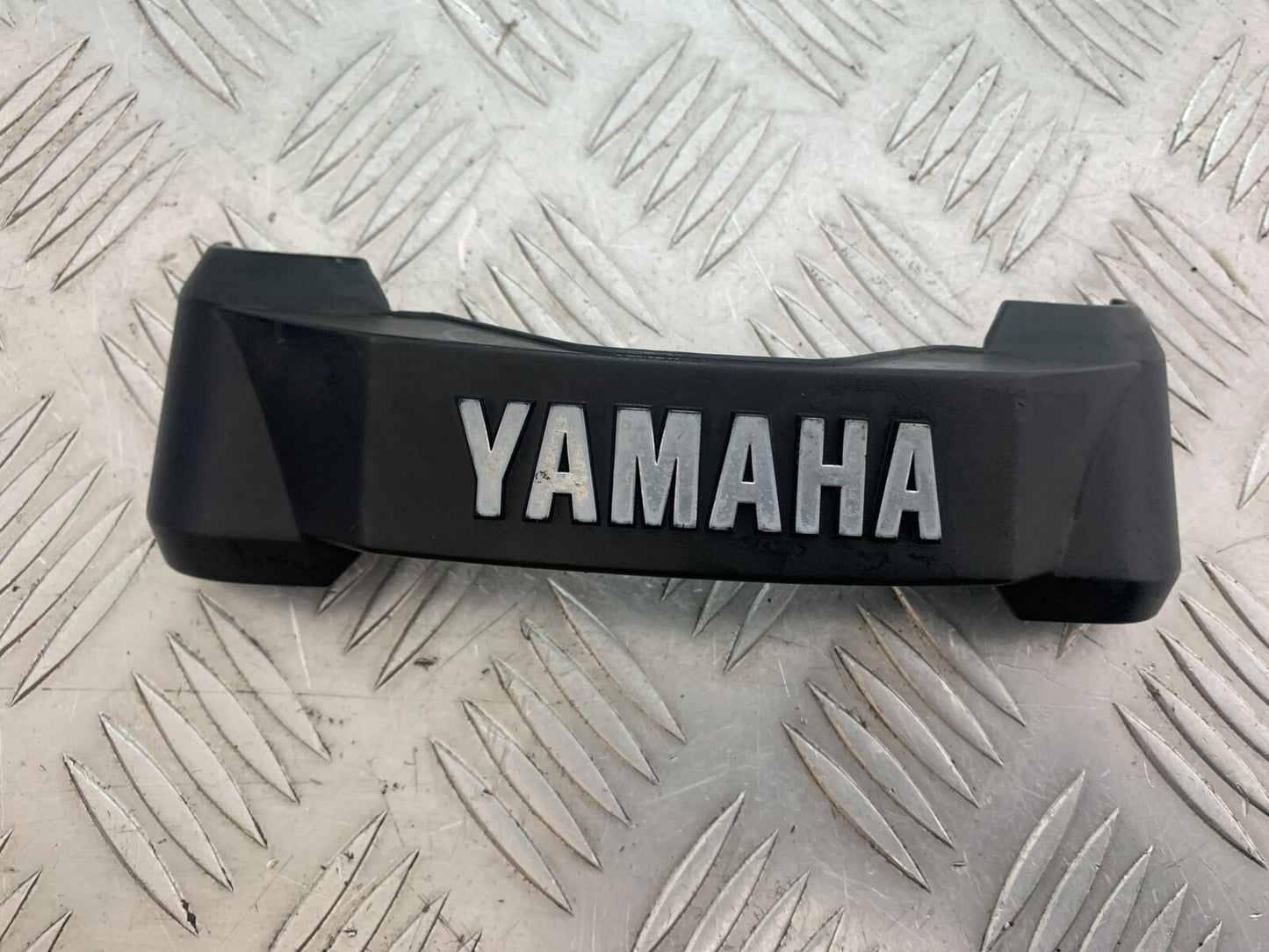 YAMAHA YBR125 YBR 125 LOWER YOKE COVER  YEAR 2005-2007 (CMB1109)