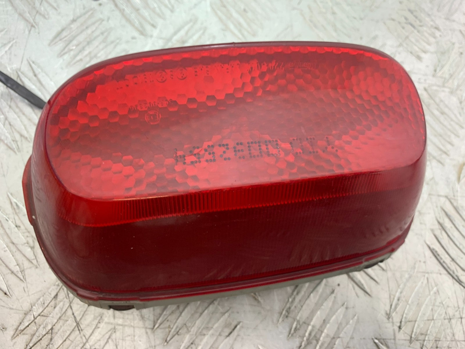 KAWASAKI ZZR1100 D REAR LIGHT   YEAR 1993-2001 (CMB1289)