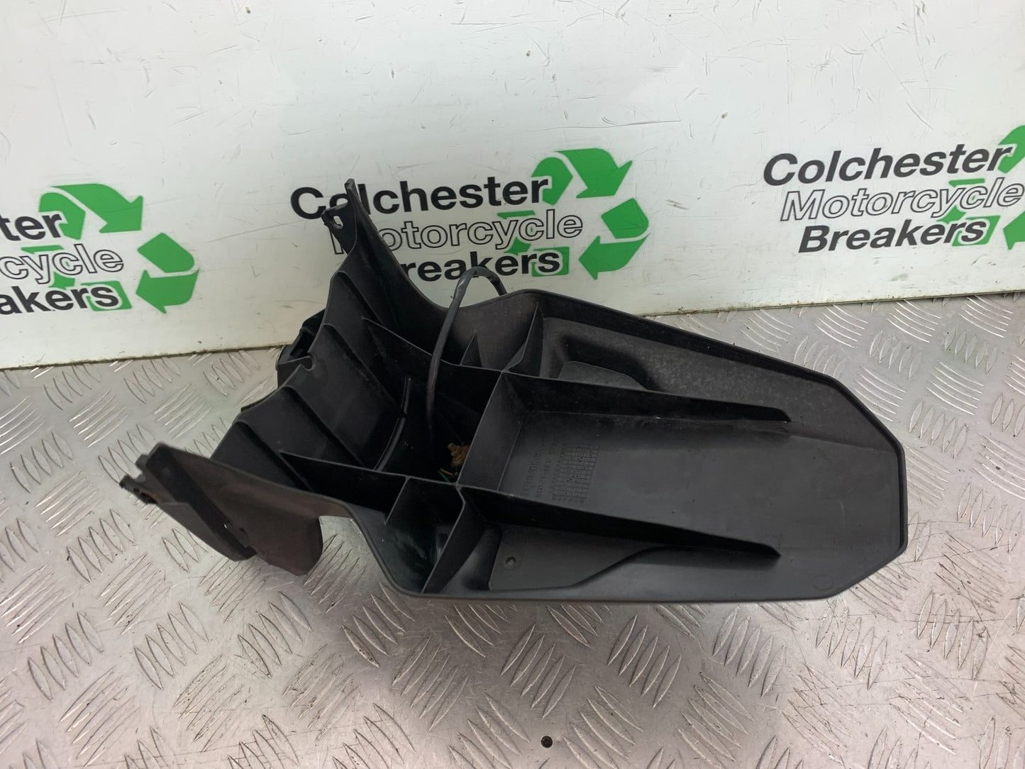 HONDA CBF600 CBF 600 REAR MUDGUARD   YEAR 2004-07  (CMB1305)