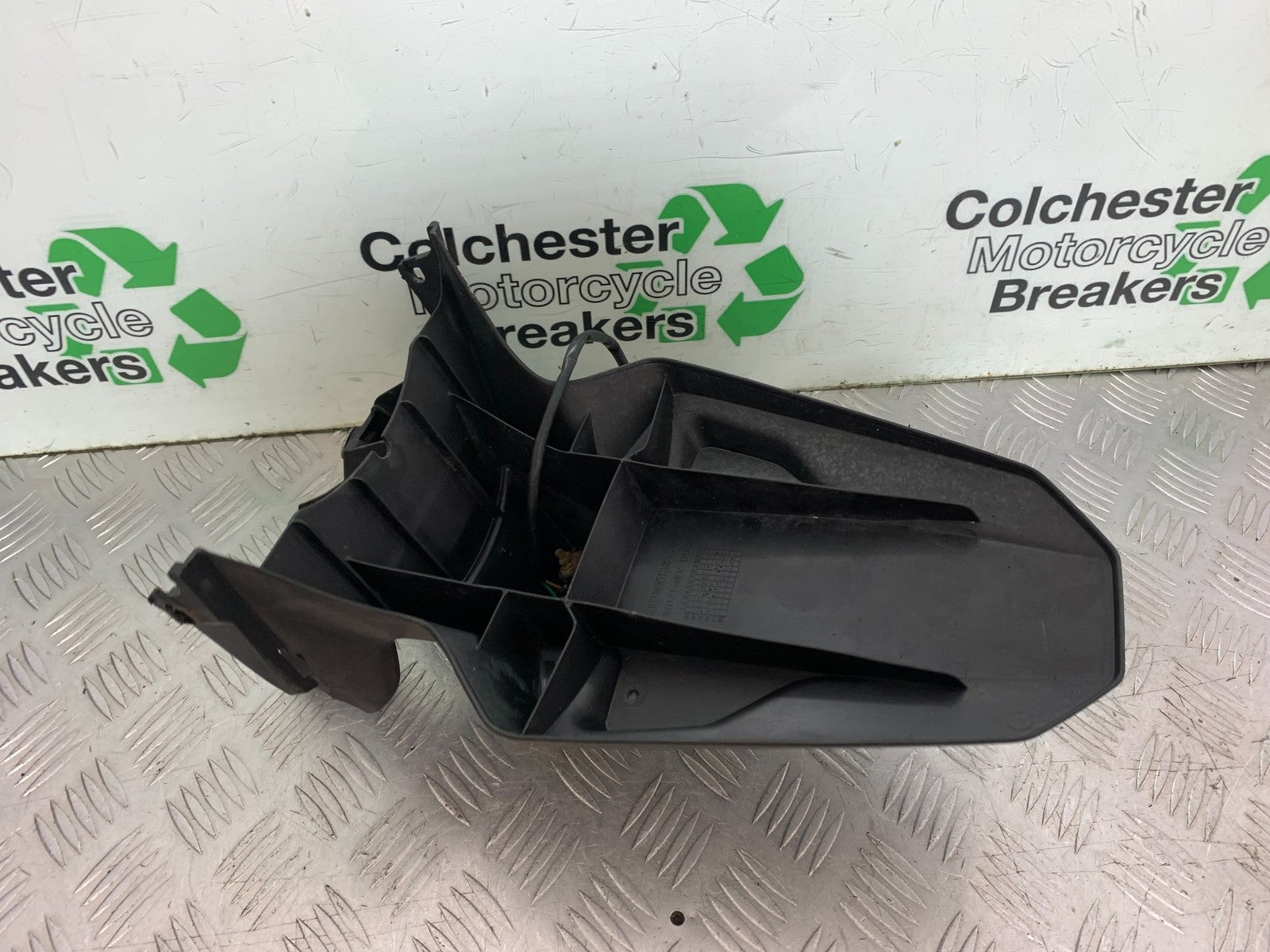HONDA CBF600 CBF 600 REAR MUDGUARD   YEAR 2004-07  (CMB1305)