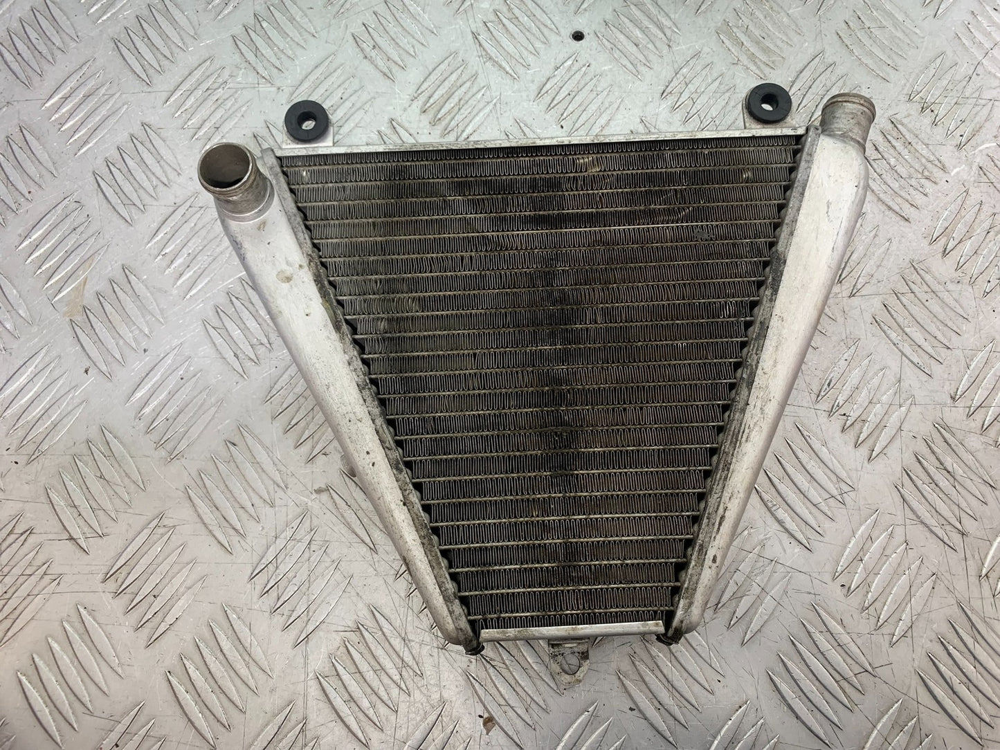 DUCATI 1299 PANIGALE LOWER RADIATOR YEAR 2016 (CMB 1187)