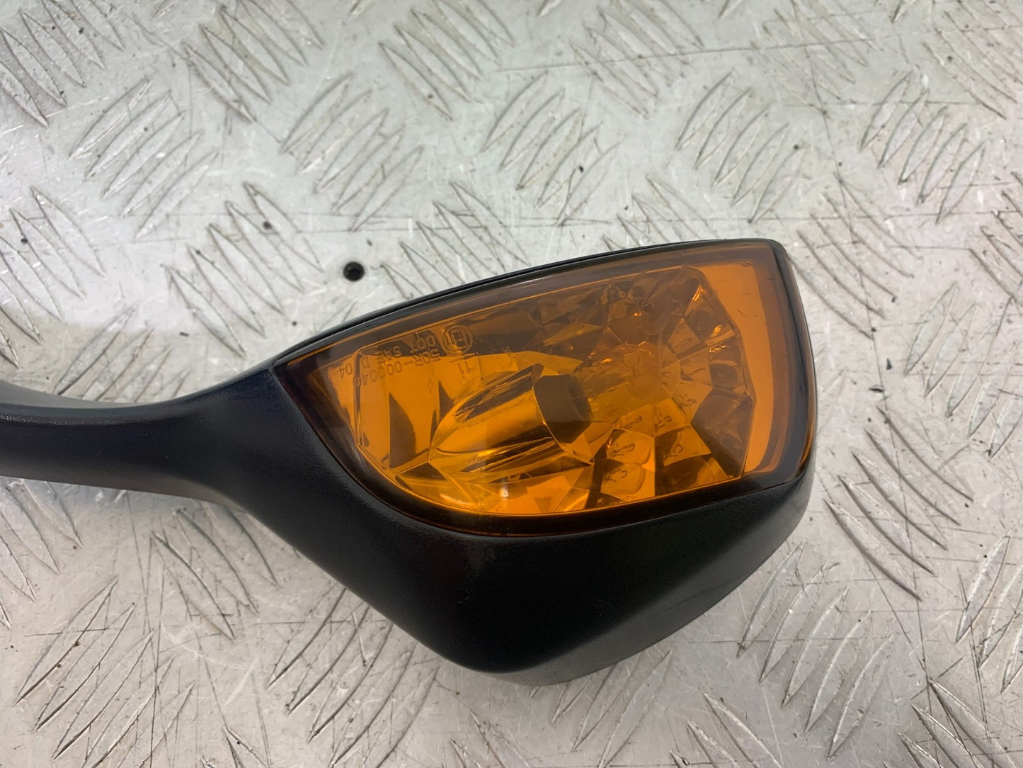 TRIUMPH 1050 SPRINT GT RIGHT MIRROR YEAR 2010-2016 (CMB1250)