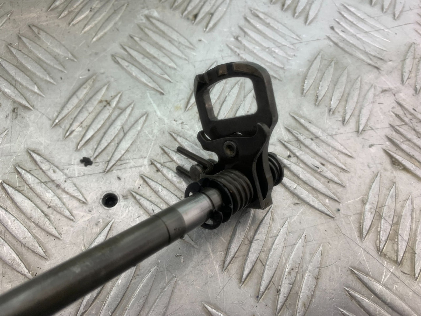 TRIUMPH 1050 SPRINT GT GEAR SHAFT YEAR 2010-2016 (CMB1250)