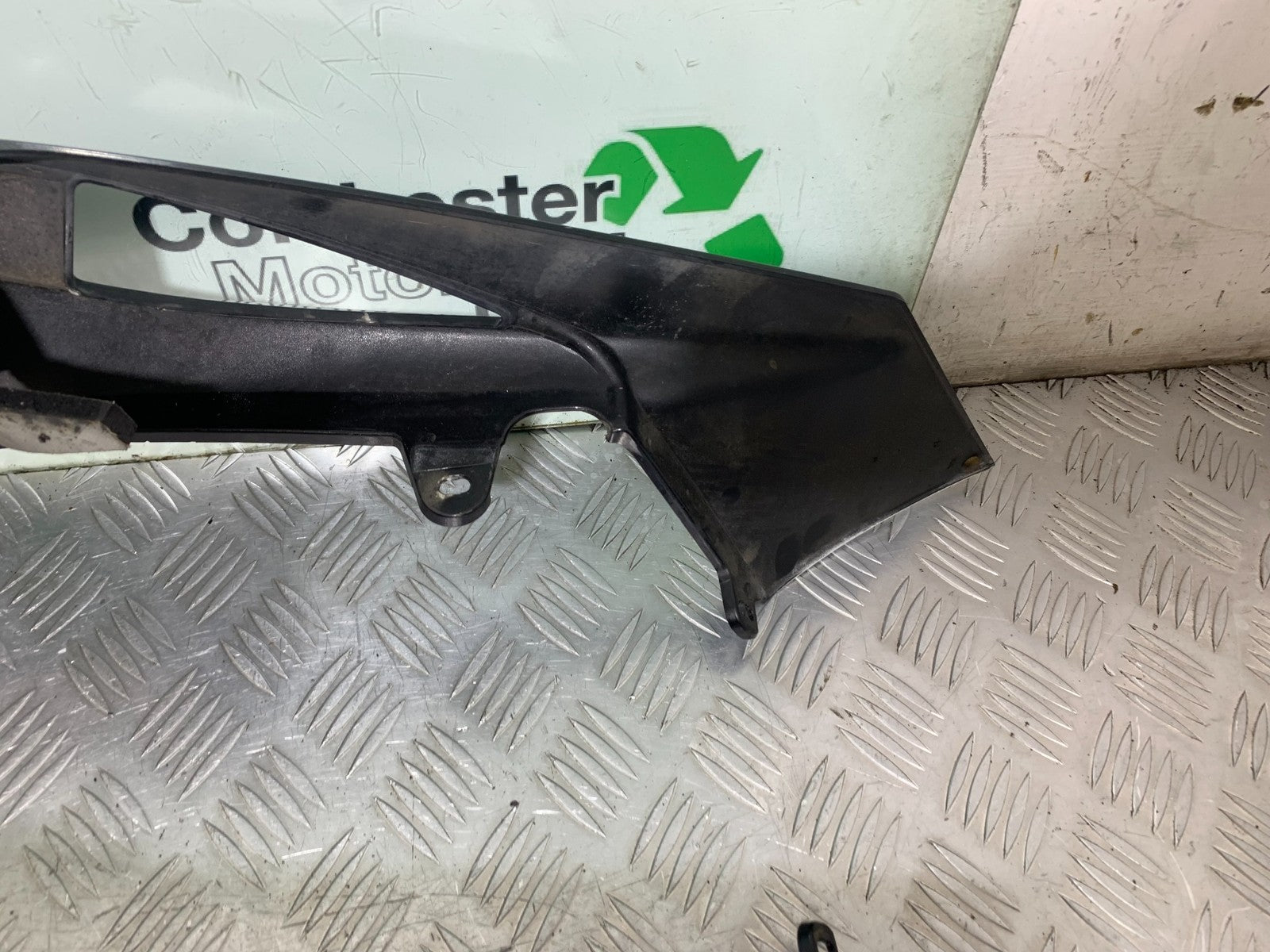 TRIUMPH 1050 SPRINT ST TAIL PIECE SEAT UNIT   2003-2011 (CMB1285)
