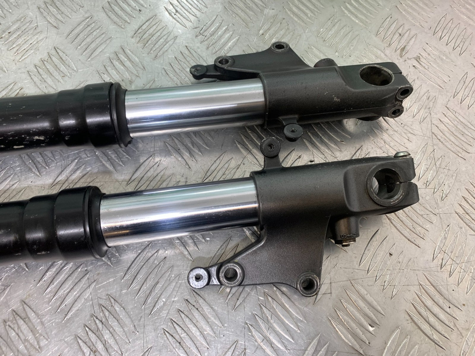 APRILIA RSV1000 RSV 1000 MILLE FORKS   1998- 2003 (CMB1184)