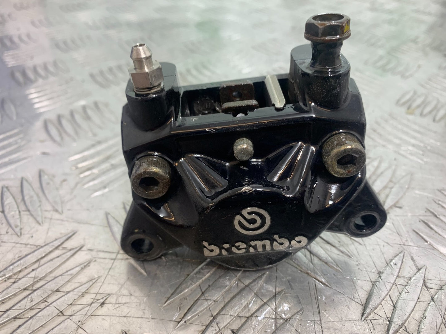 DUCATI 996 SPS 748 916 998 REAR BRAKE CALIPER   1999-2000 (CMB1209)