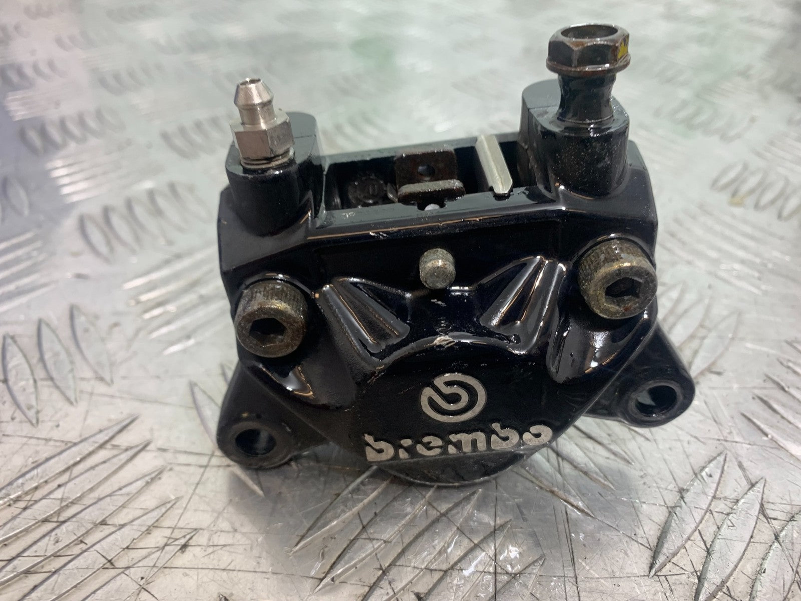 DUCATI 996 SPS 748 916 998 REAR BRAKE CALIPER   1999-2000 (CMB1209)