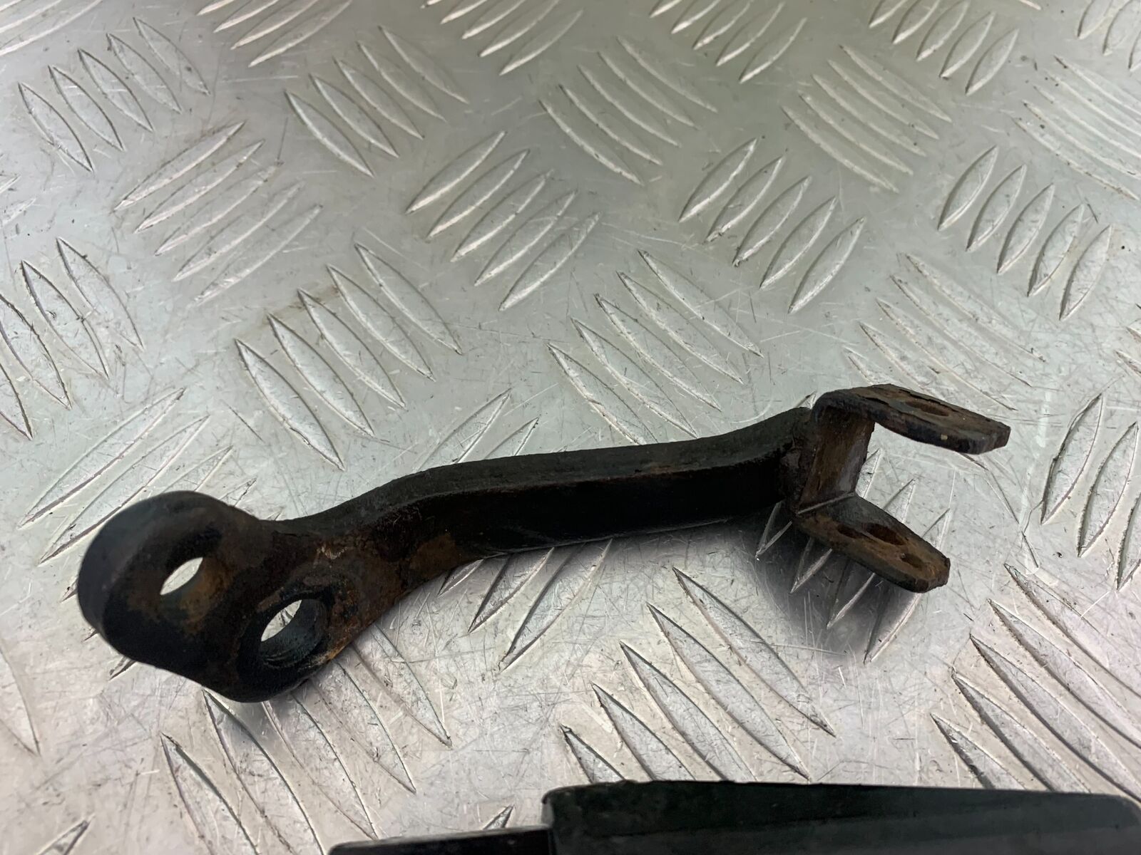 MUTT GT-SS 125 FRONT RIGHT FOOTPEG   YEAR 2020- 2024 (CMB1085)