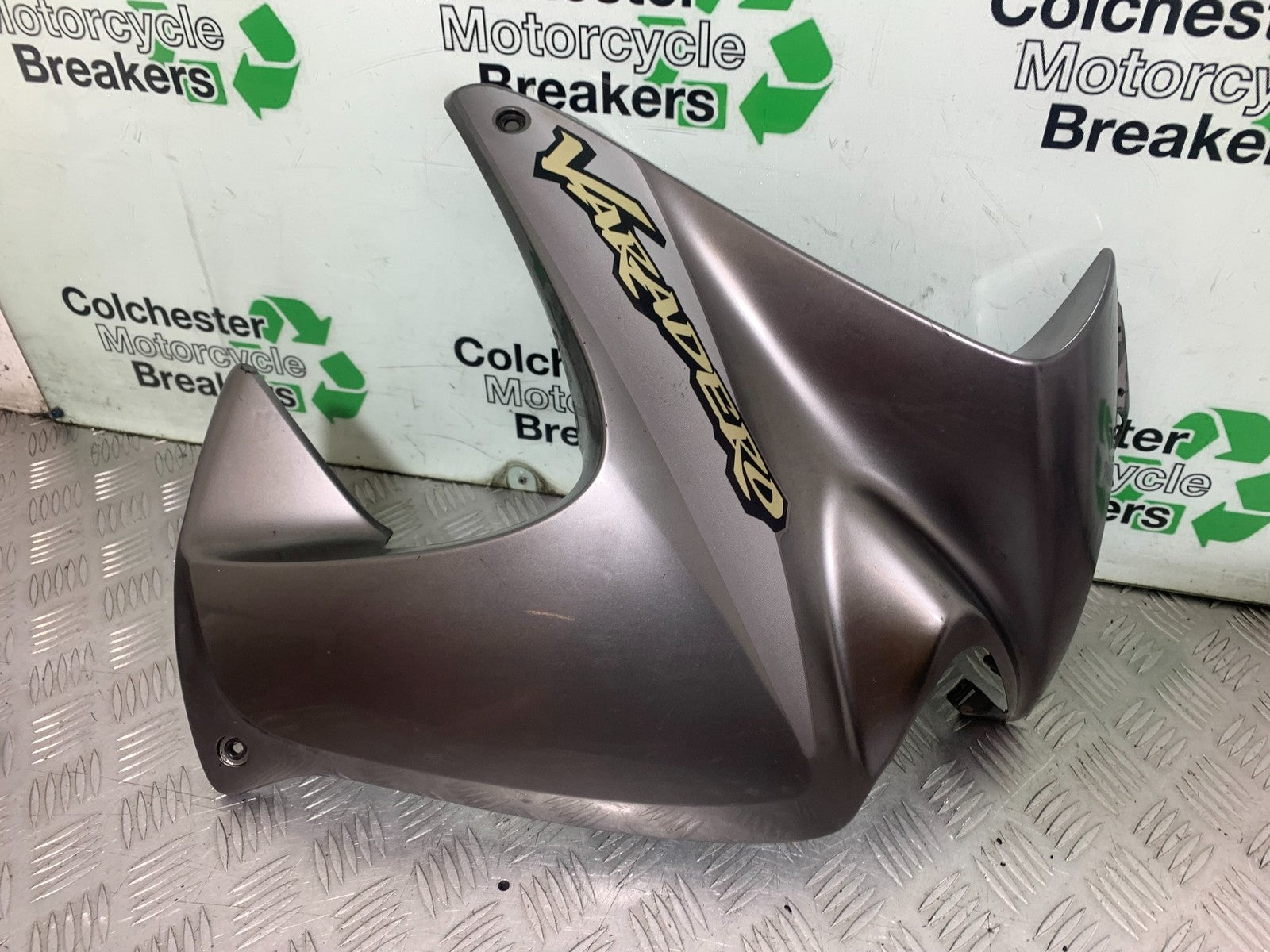 HONDA XL125 VARADERO RIGHT FAIRING PANEL  YEAR 2001-2006  (CMB1210)