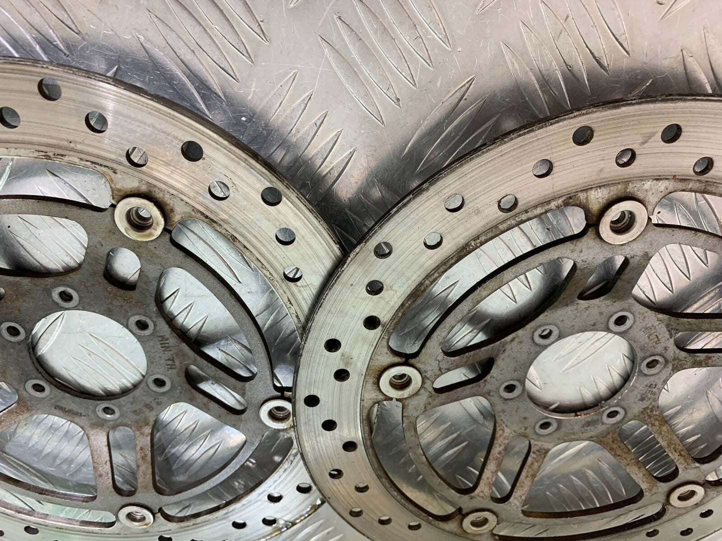 HONDA CB600 CB 600 HORNET FRONT BRAKE DISCS  YEAR 1998-2002 (CMB1011)