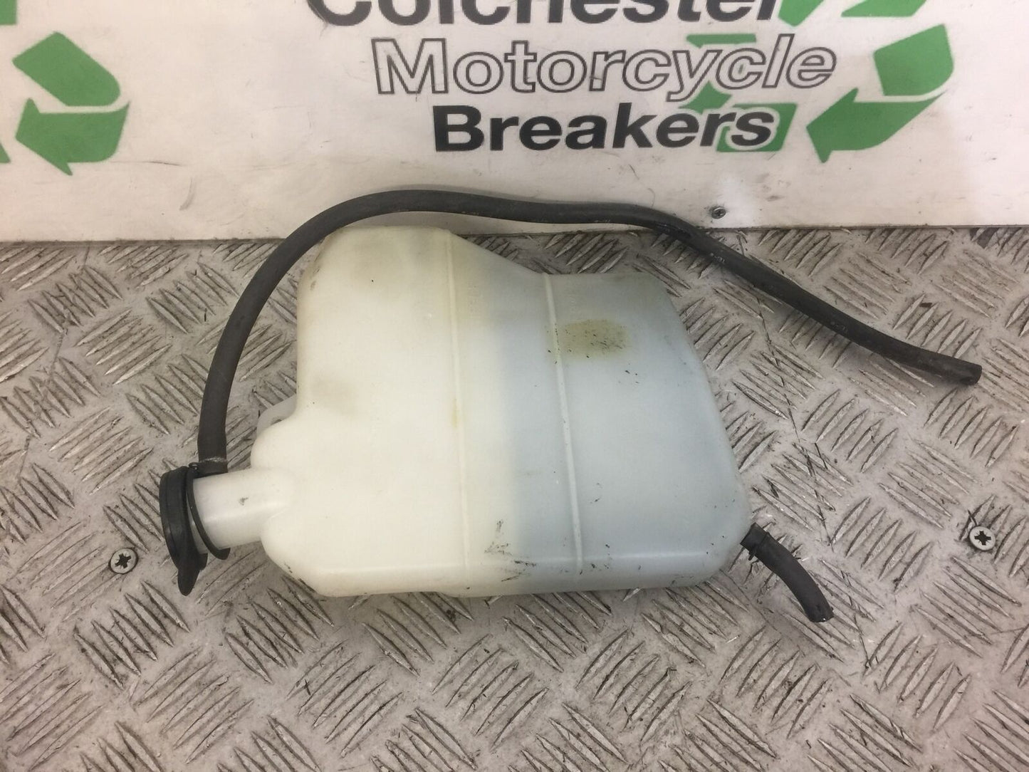 HONDA VFR800 VFR 800 COOLANT BOTTLE  1998-2001 (PRE V-TEC) STOCK NO326