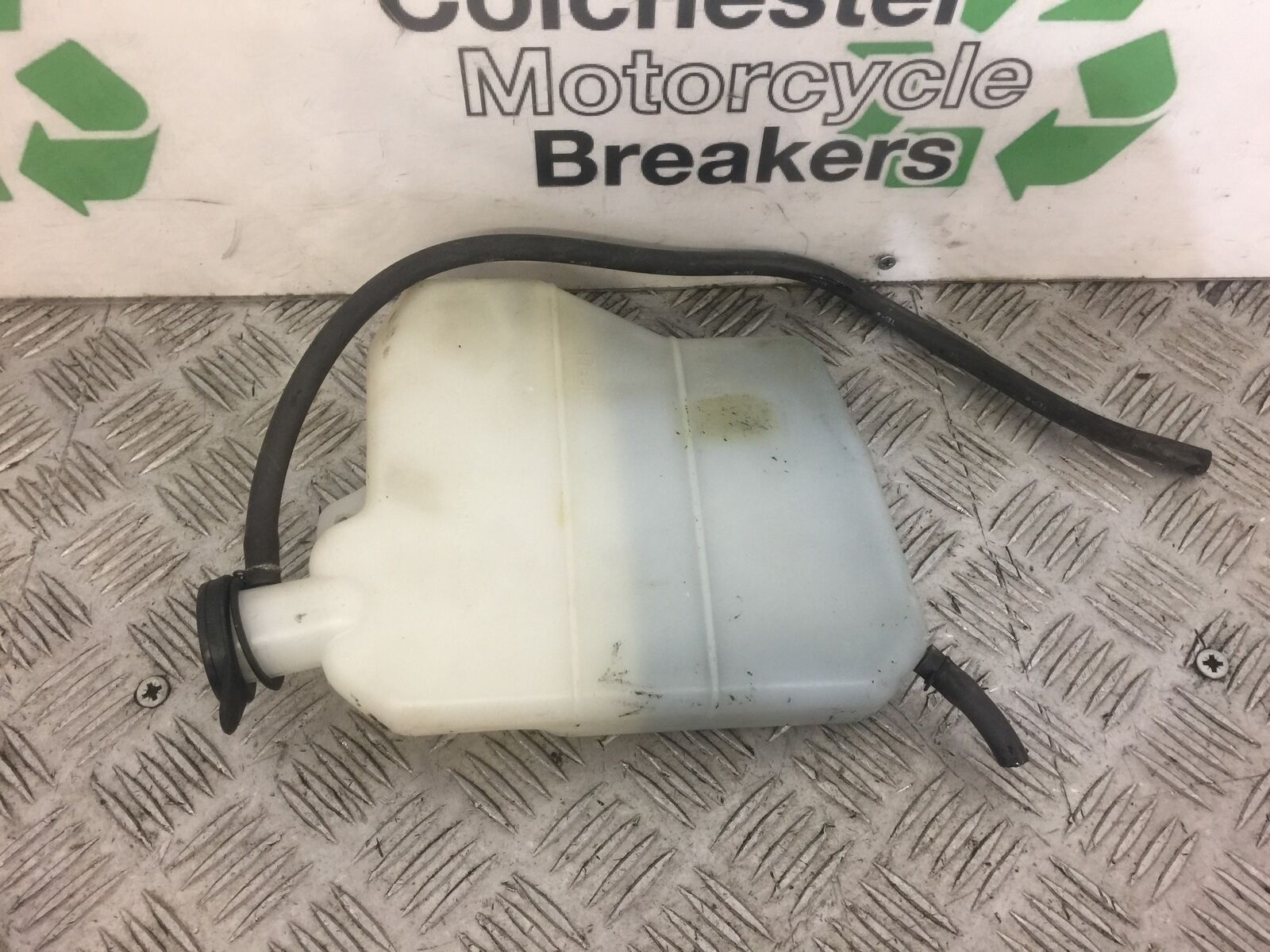 HONDA VFR800 VFR 800 COOLANT BOTTLE  1998-2001 (PRE V-TEC) STOCK NO326
