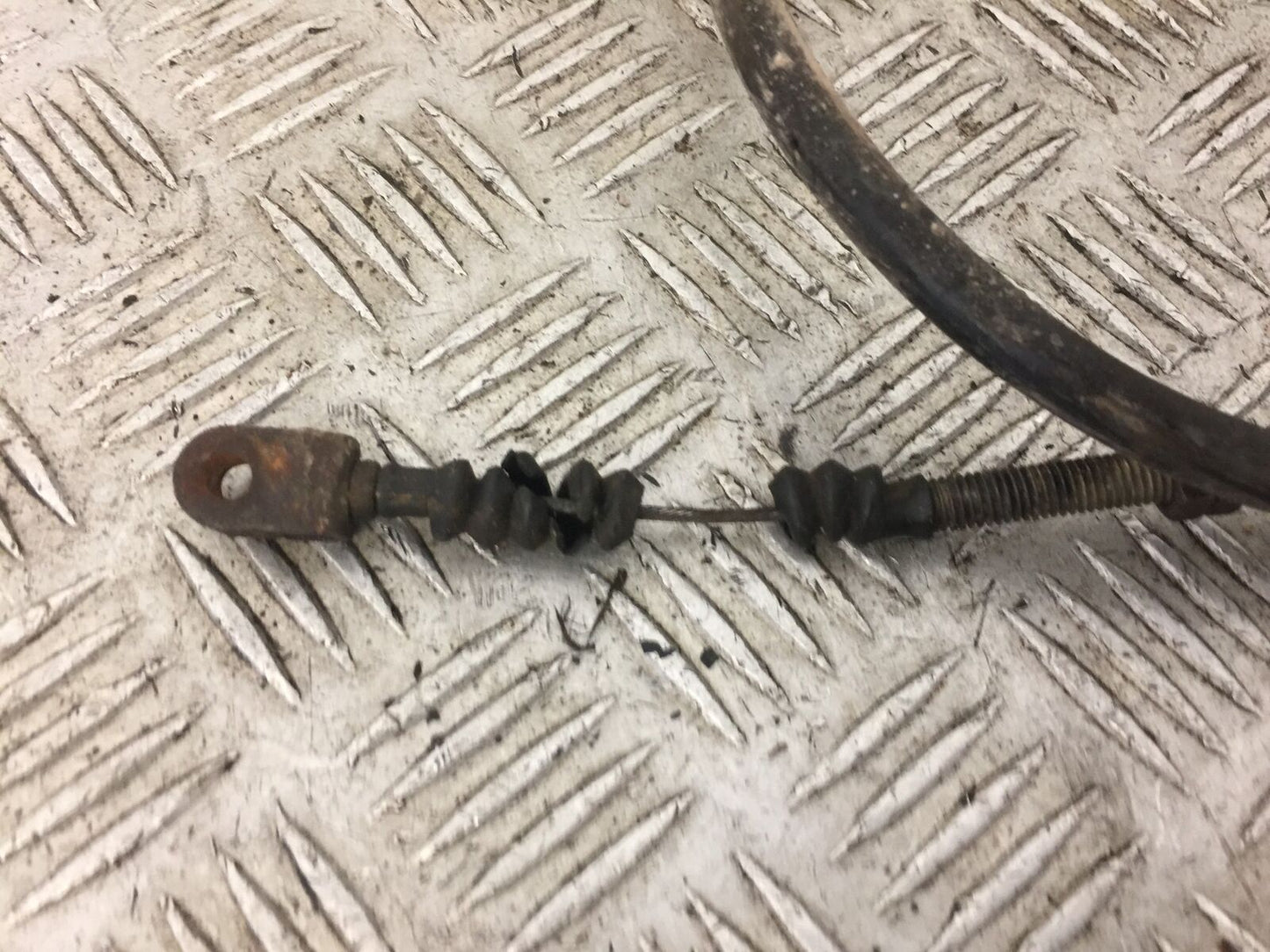 SINNIS APACHE 125 SM CLUTCH CABLE  YEAR 2012 (STOCK 570)
