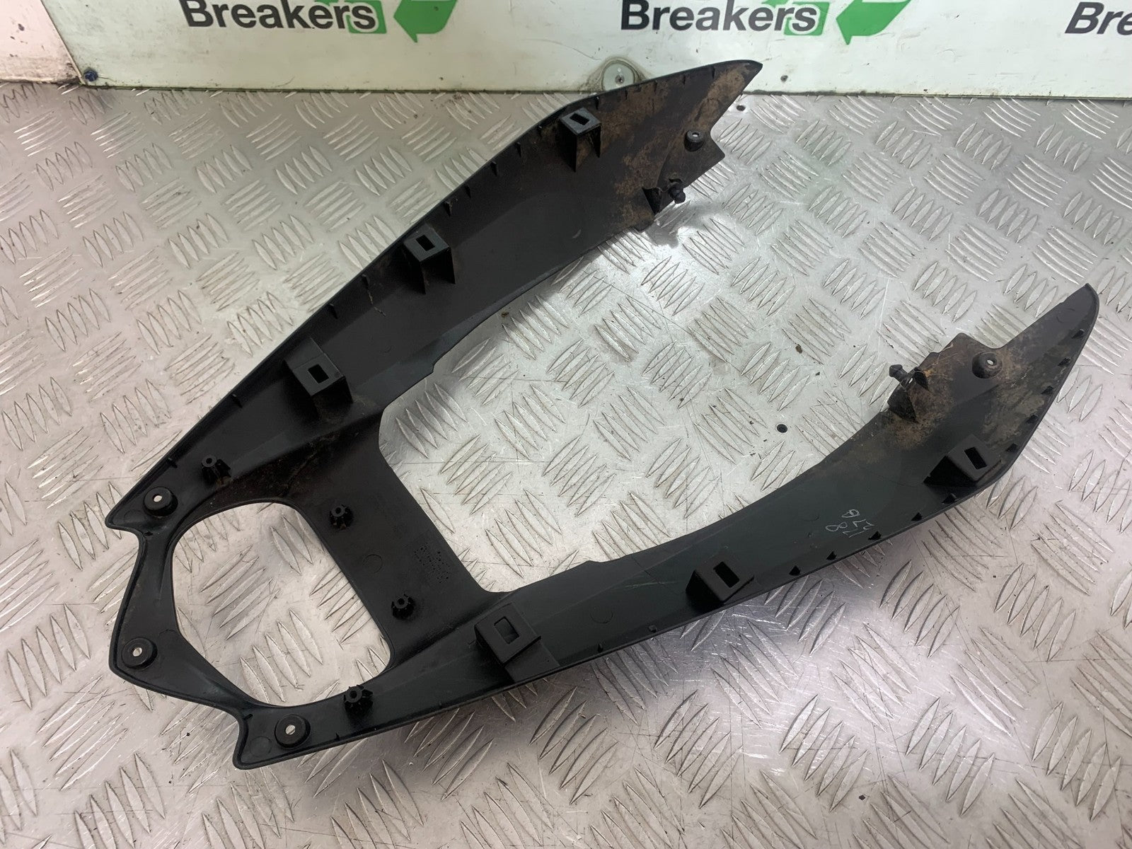 HONDA CBF125 CBF 125 BOTTOM TAIL PIECE YEAR 2009-14 (CMB1182)