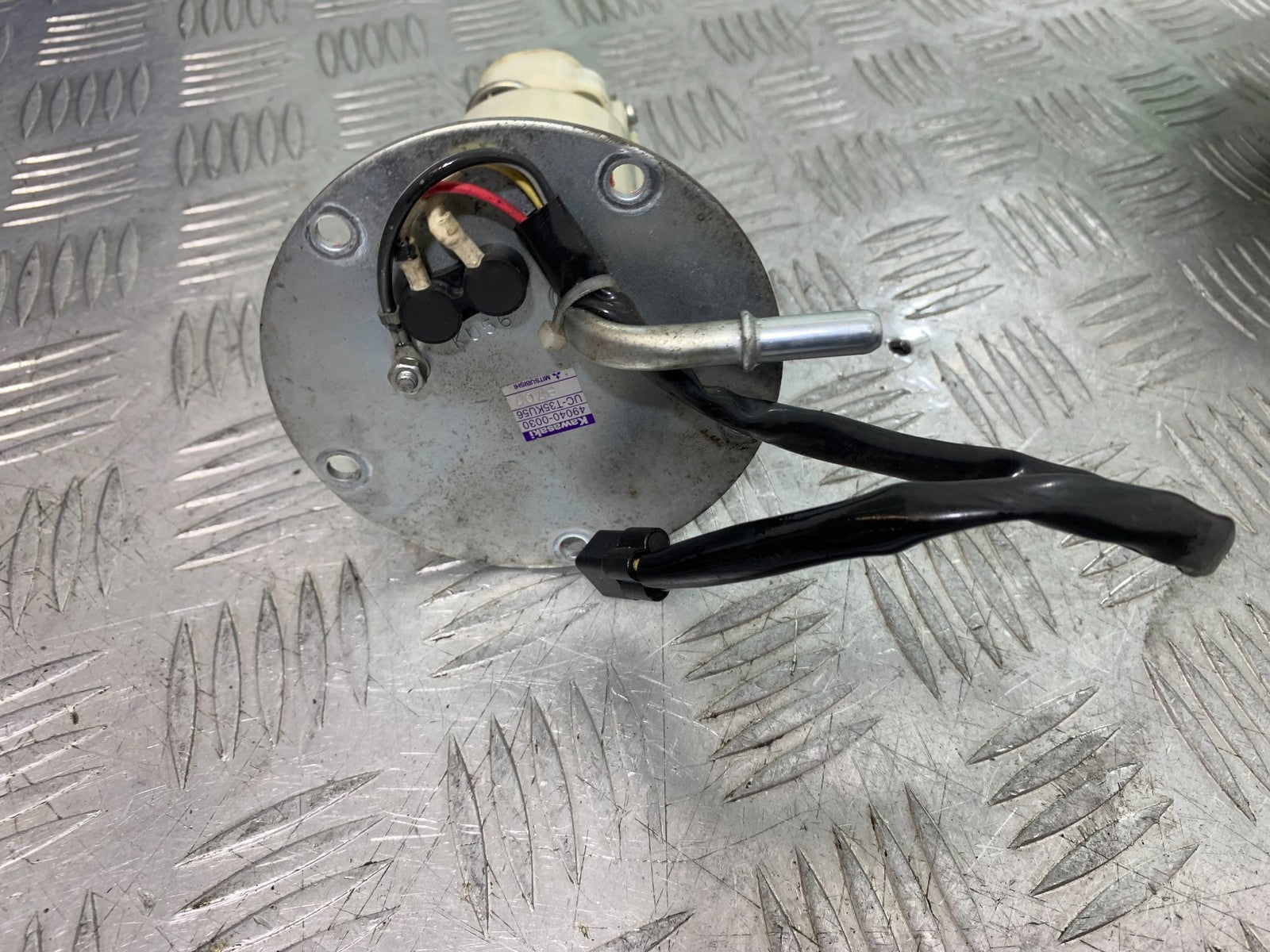 KAWASAKI ZX10R ZX10 R PETROL PUMP   2008-2010 (CMB1301)