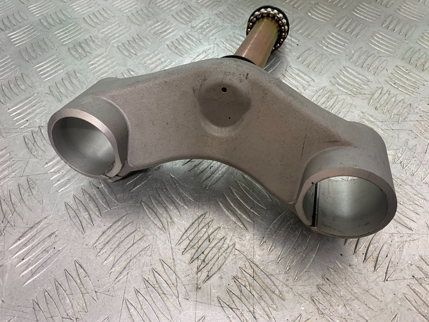 DUCATI 1198 S BOTTOM YOKE  YEAR 2009-2011 (CMB1219)