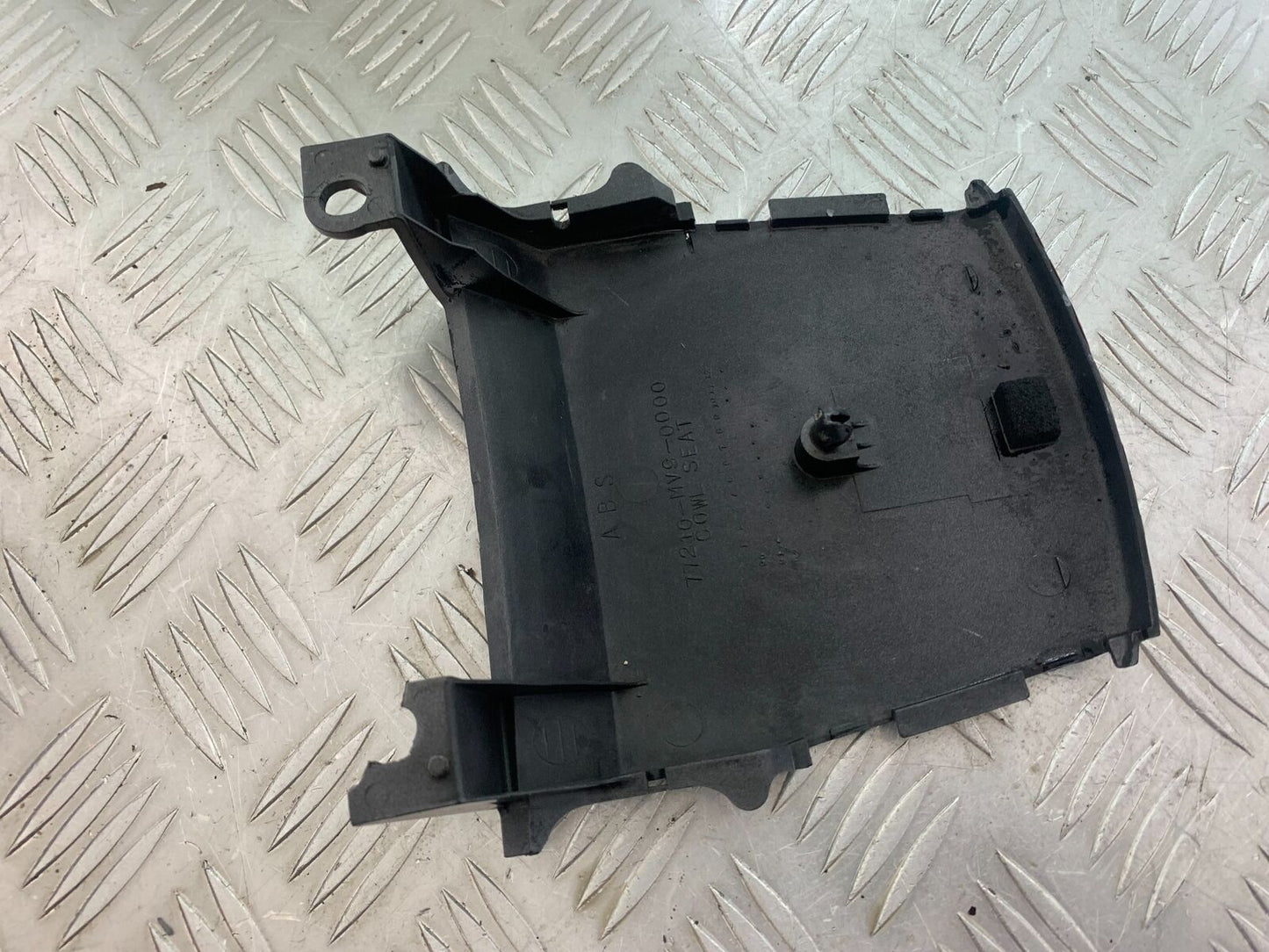 HONDA CBR600 CBR 600 F2 TAIL PIECE JOINER  YEAR 1991-1993 (CMB1114)