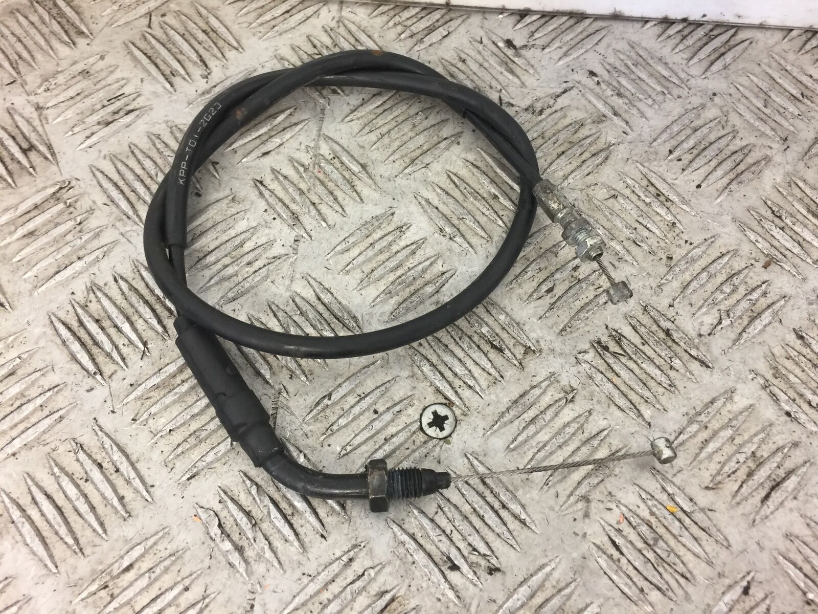 HONDA CBR125 CBR 125 THROTTLE CABLES   YEAR 2011-2017 (STOCK 334)