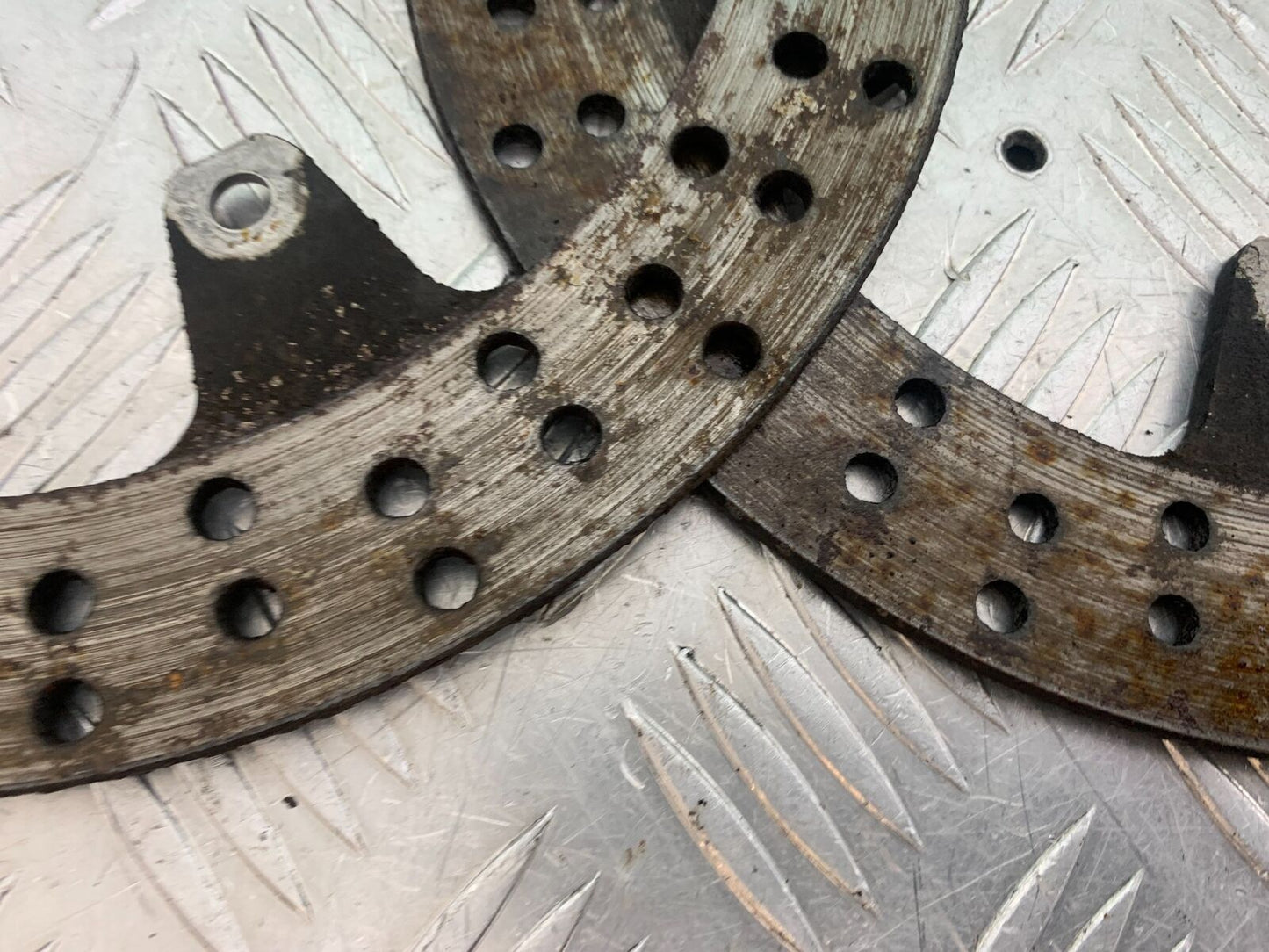 YAMAHA FJ1100 FJ 1100 FRONT BRAKE DISCS YEAR 1984-1985 (CMB1101)