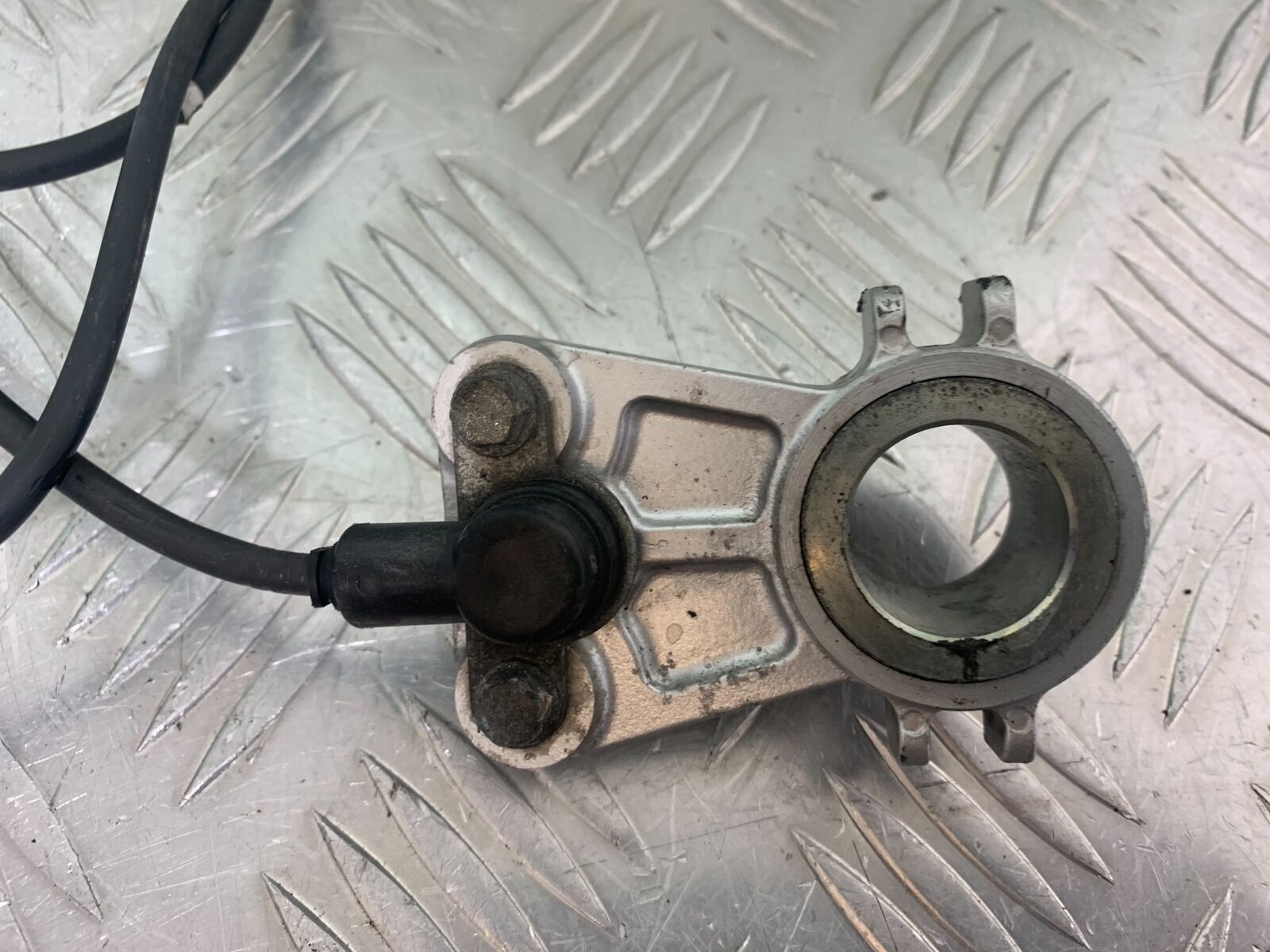 SUZUKI GSF1250 GSF 1250 BANDIT FRONT ABS SENSOR  YEAR 2007-2011 (CMB1125)